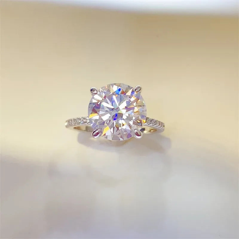 Trendsi 5 carat moissanite ring featuring a stunning round brilliant cut stone on a delicate band