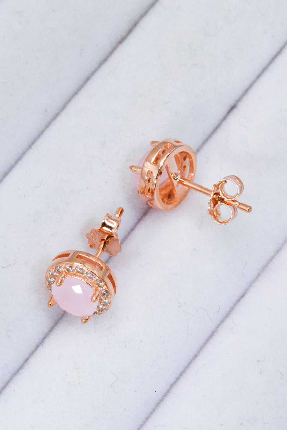 bfc156d543e049f9a8b1920cc5b05fd7-Max