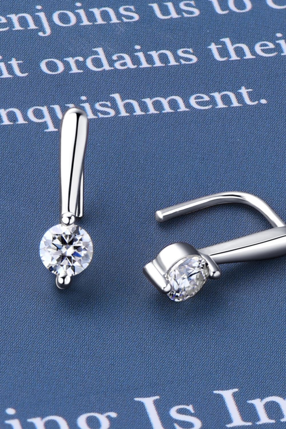 Trendsi elegant moissanite earrings in silver setting with sparkling round stones for a chic look