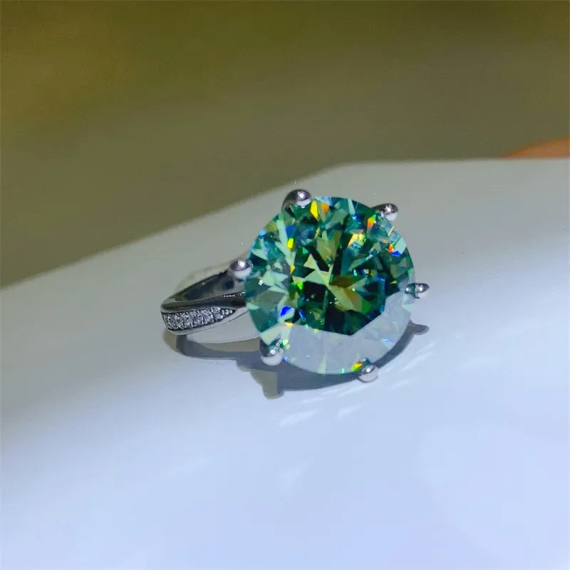 Trendsi 10 carat moissanite ring with a round cut stone and shimmering silver band