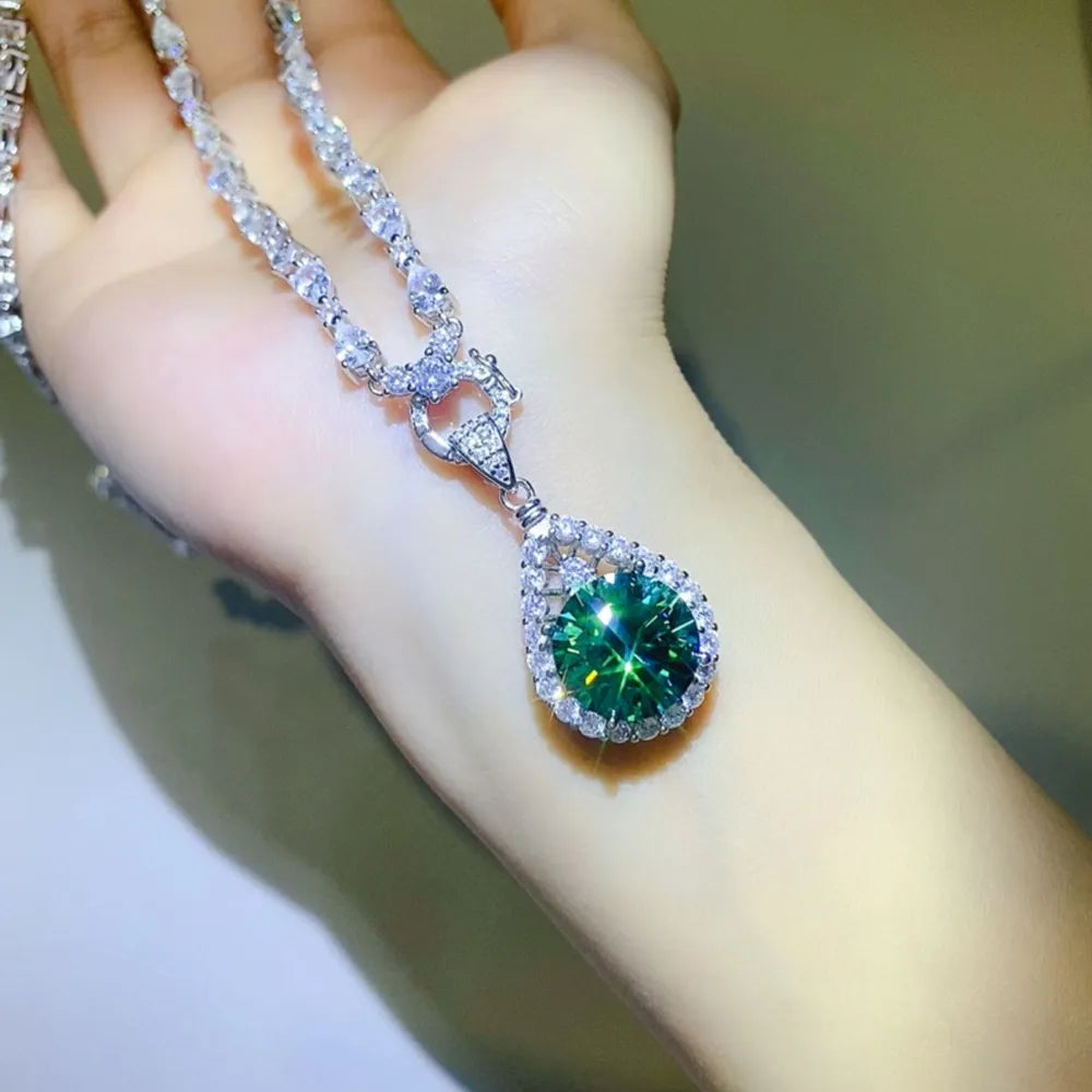 Elegant Teardrop Moissanite Pendant Necklace with Sparkling Stones and a Detailed Design