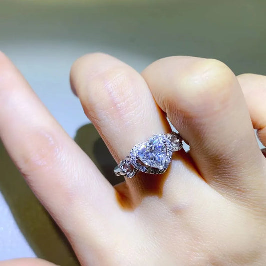 06cd2c24-da89-41c8-ab42-eff4acde25aa-Max