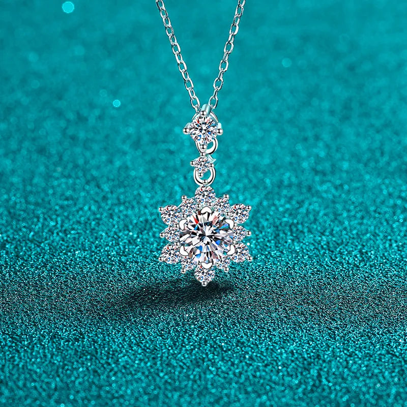 1 Carat Moissanite Necklace with Elegant Flower Design and Silver Chain