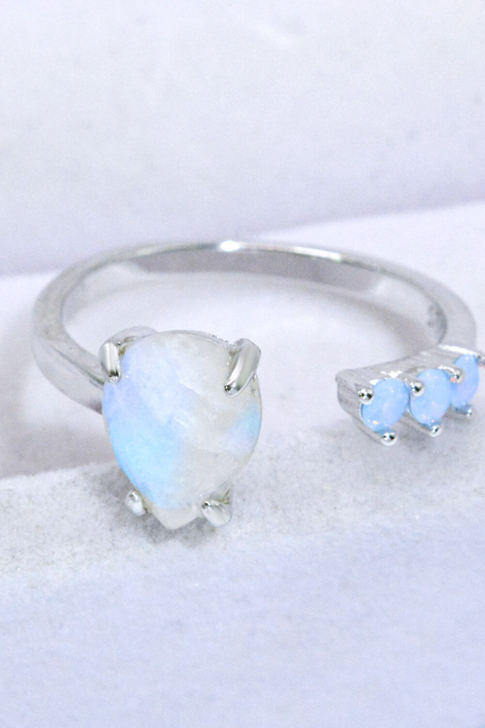 433861a1d8b9496695faa6024ad46060-Max