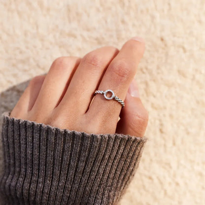 bc1b122c-131e-4dd5-bc41-b624d299a26e-Max