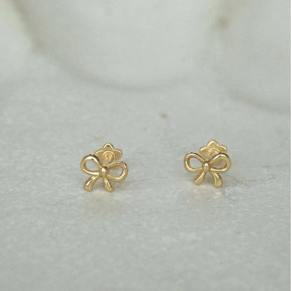 Trendsi copper bow stud earrings featuring a charming bow design for elegant accessories