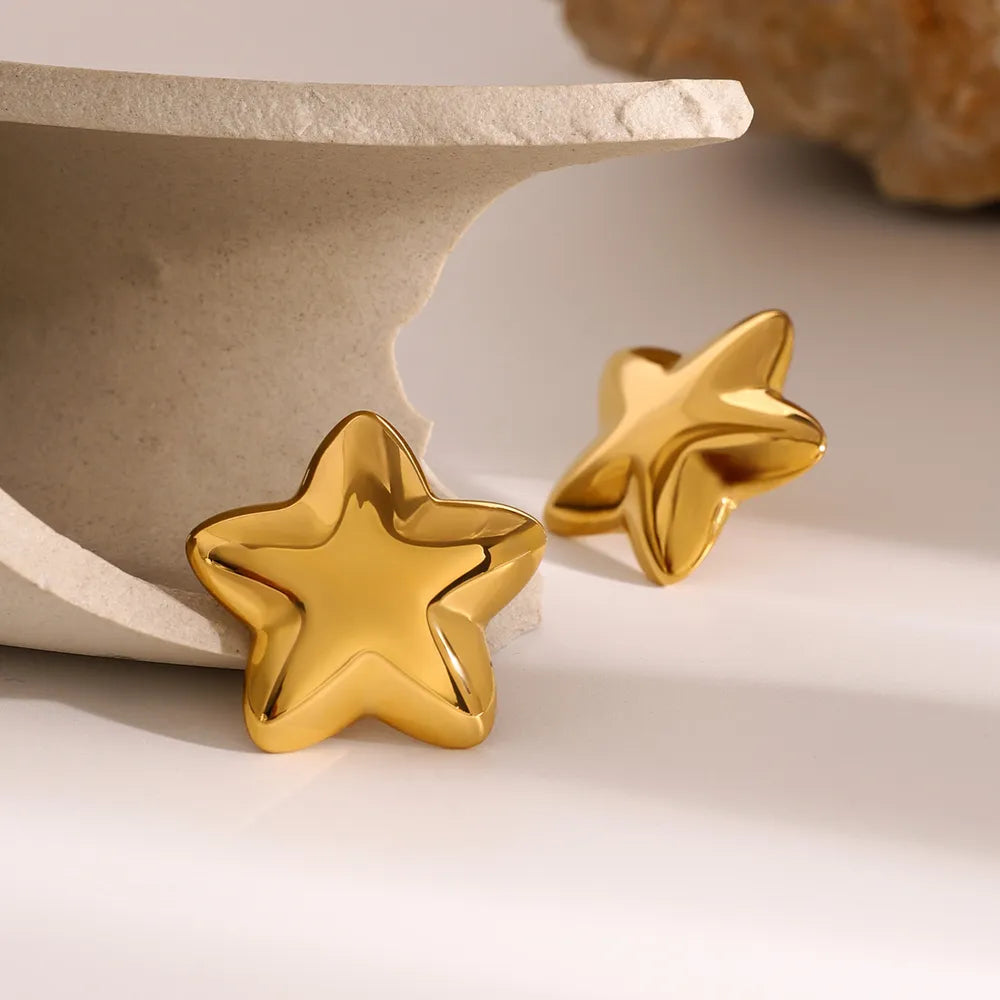 Gold Dazzle Collection Star Earrings with a Shiny Finish for a Stylish Look