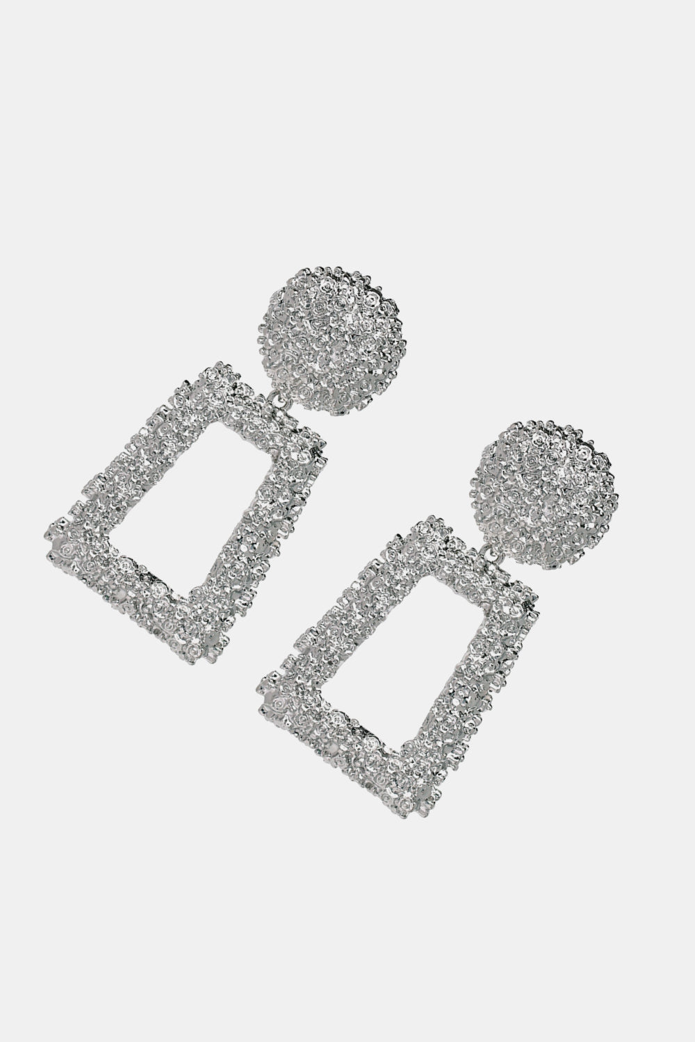 Trendsi sparkling geometric dangle earrings with a bold design and elegant shine