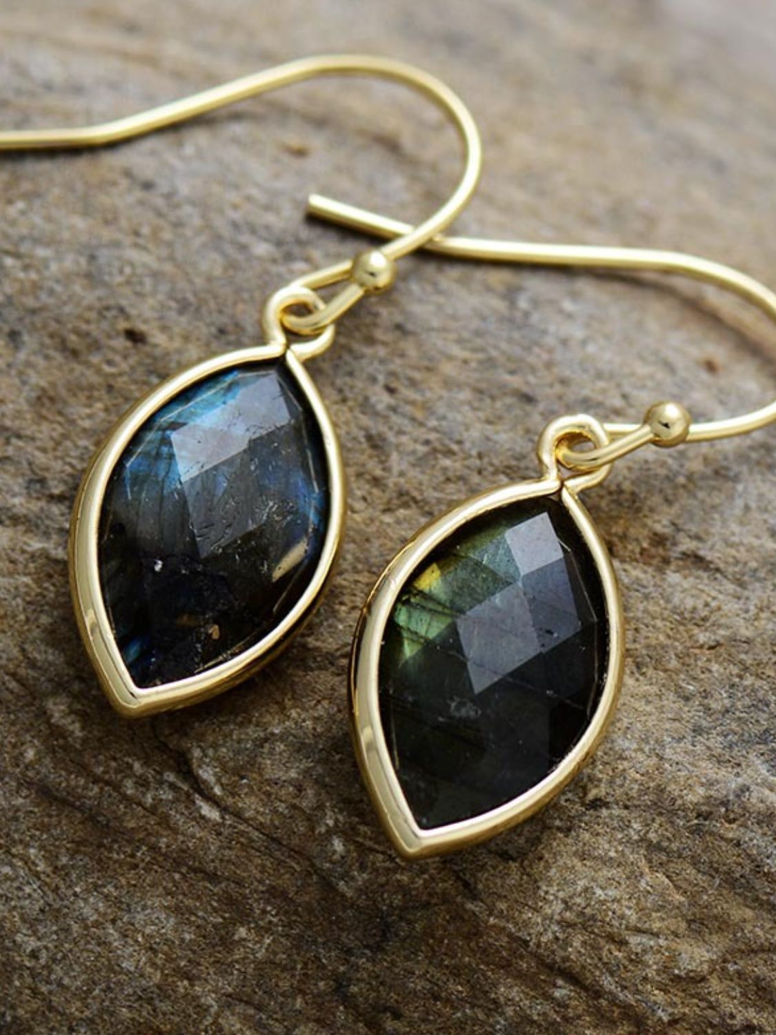 Trendsi geometric stone dangle earrings in gold with a unique stone design for stylish outfits