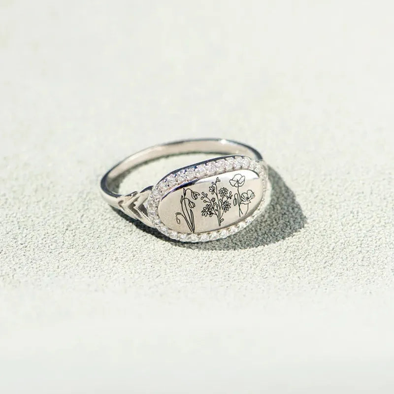 Trendsi handcrafted gemstone flower ring featuring intricate floral engraving and a sparkling design