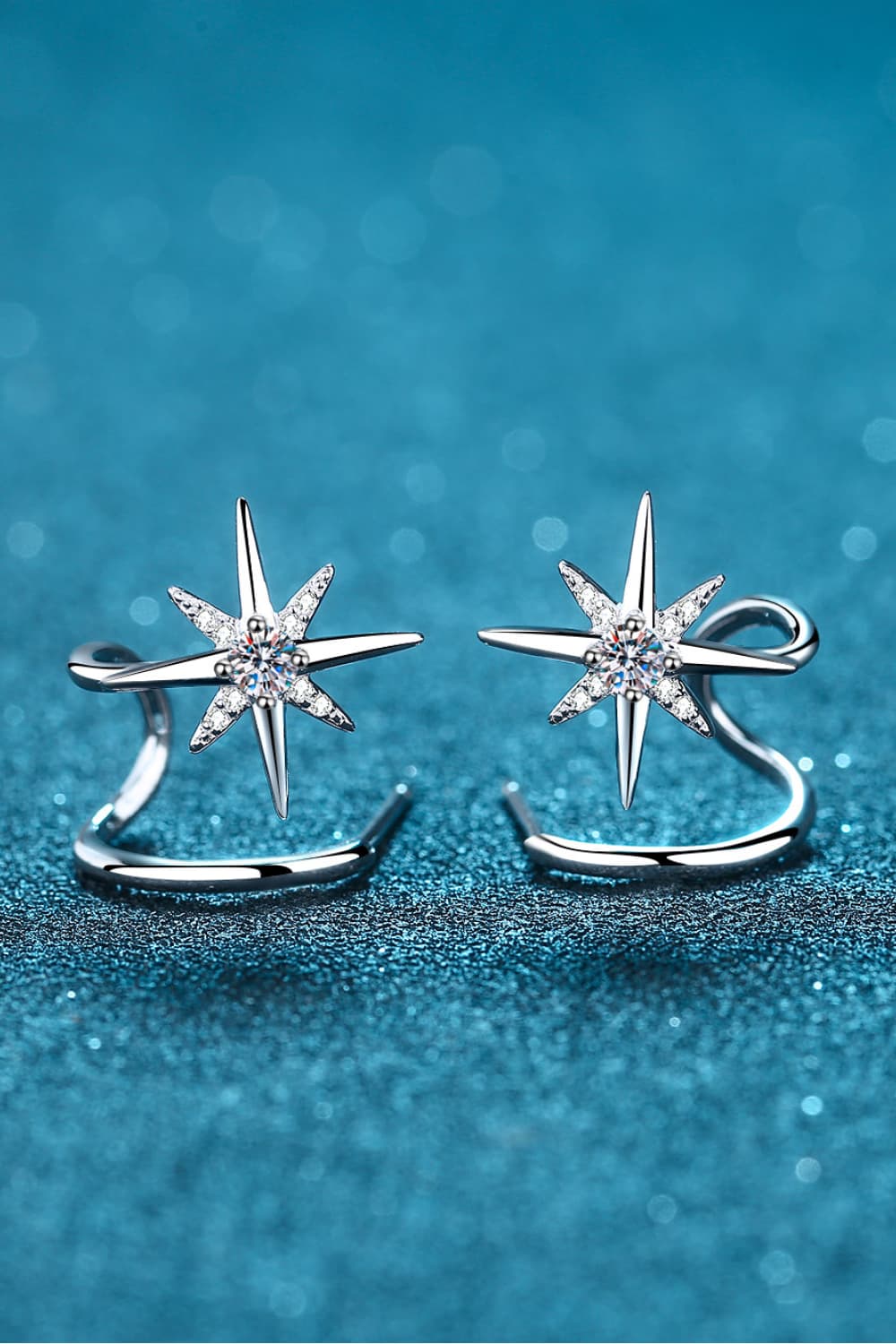 Trendsi Moissanite star earrings in silver design with sparkling stones for a chic look